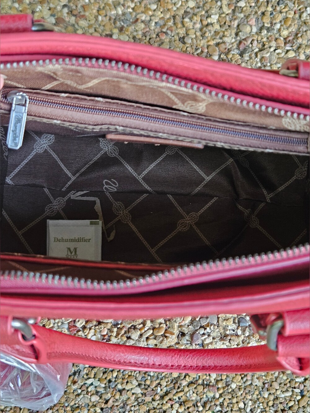 Wrangler Red Leather Satchel/Crossbody Handbag. - Picture 6 of 9